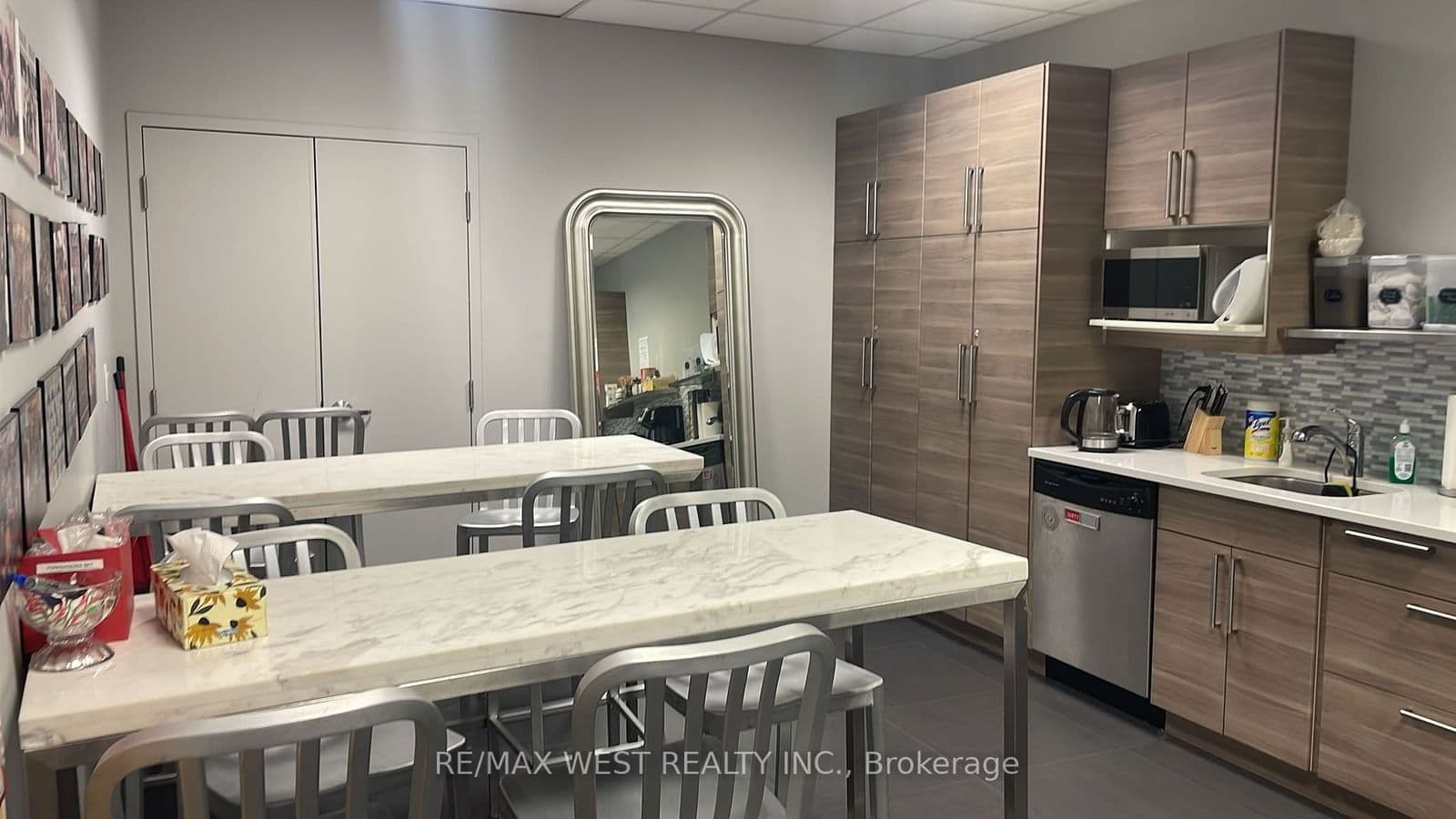 920 Yonge Street, Unit 530 thumbnail 5