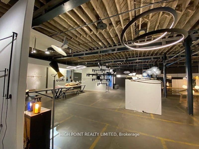 267 Niagara Street, Unit 101 thumbnail 3