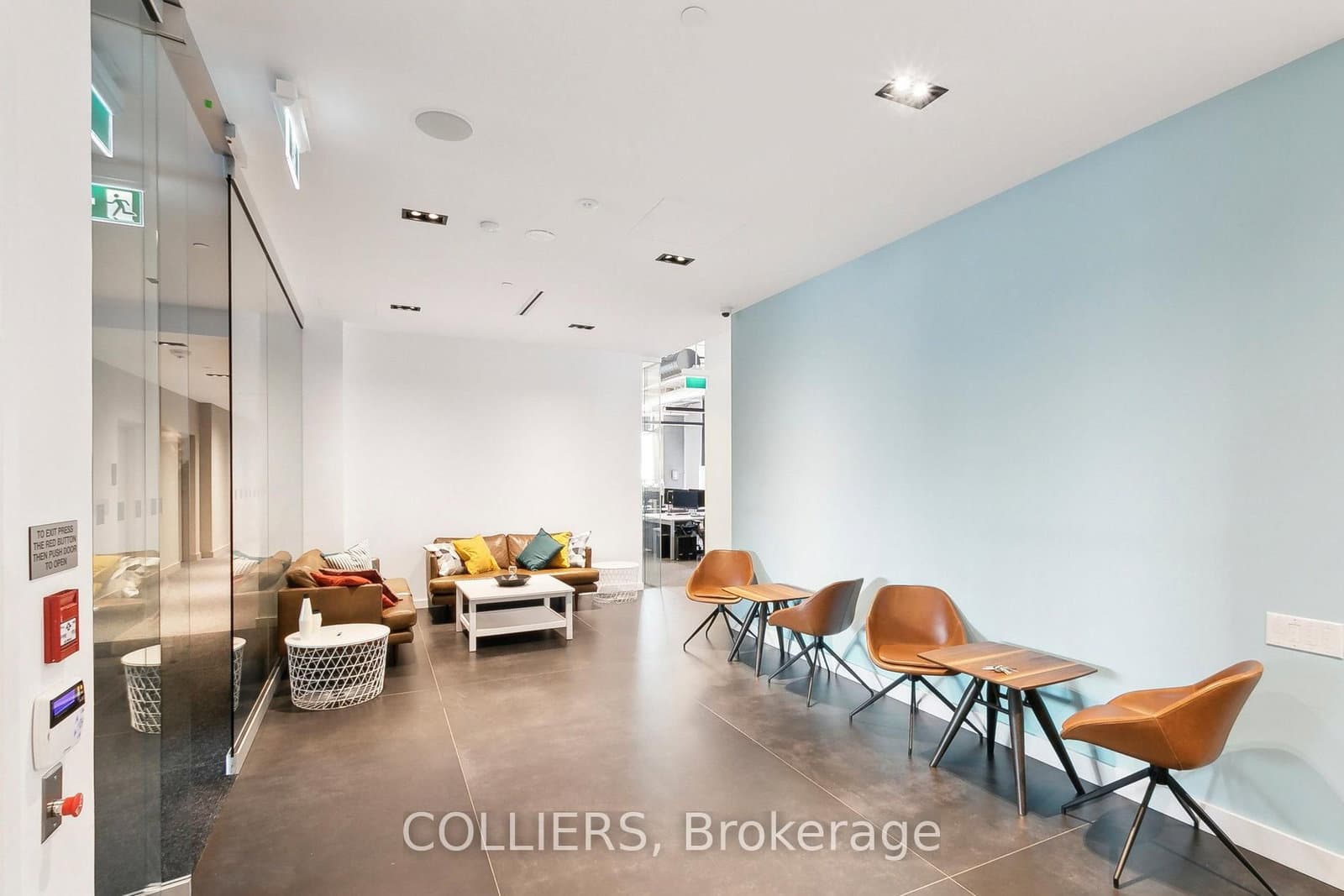 130 Queens Quay, Unit 700B thumbnail 4