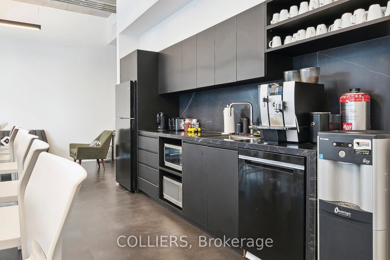 130 Queens Quay, Unit 700B thumbnail 7