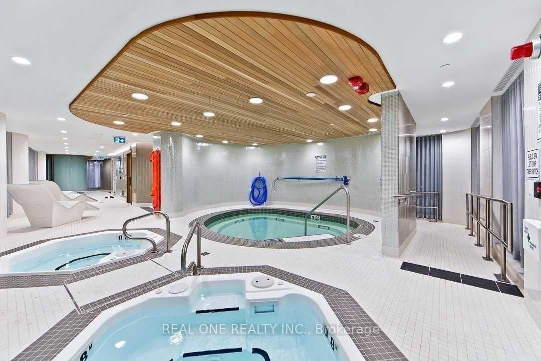 56 56 Forest Manor Road, Unit 1 thumbnail 15