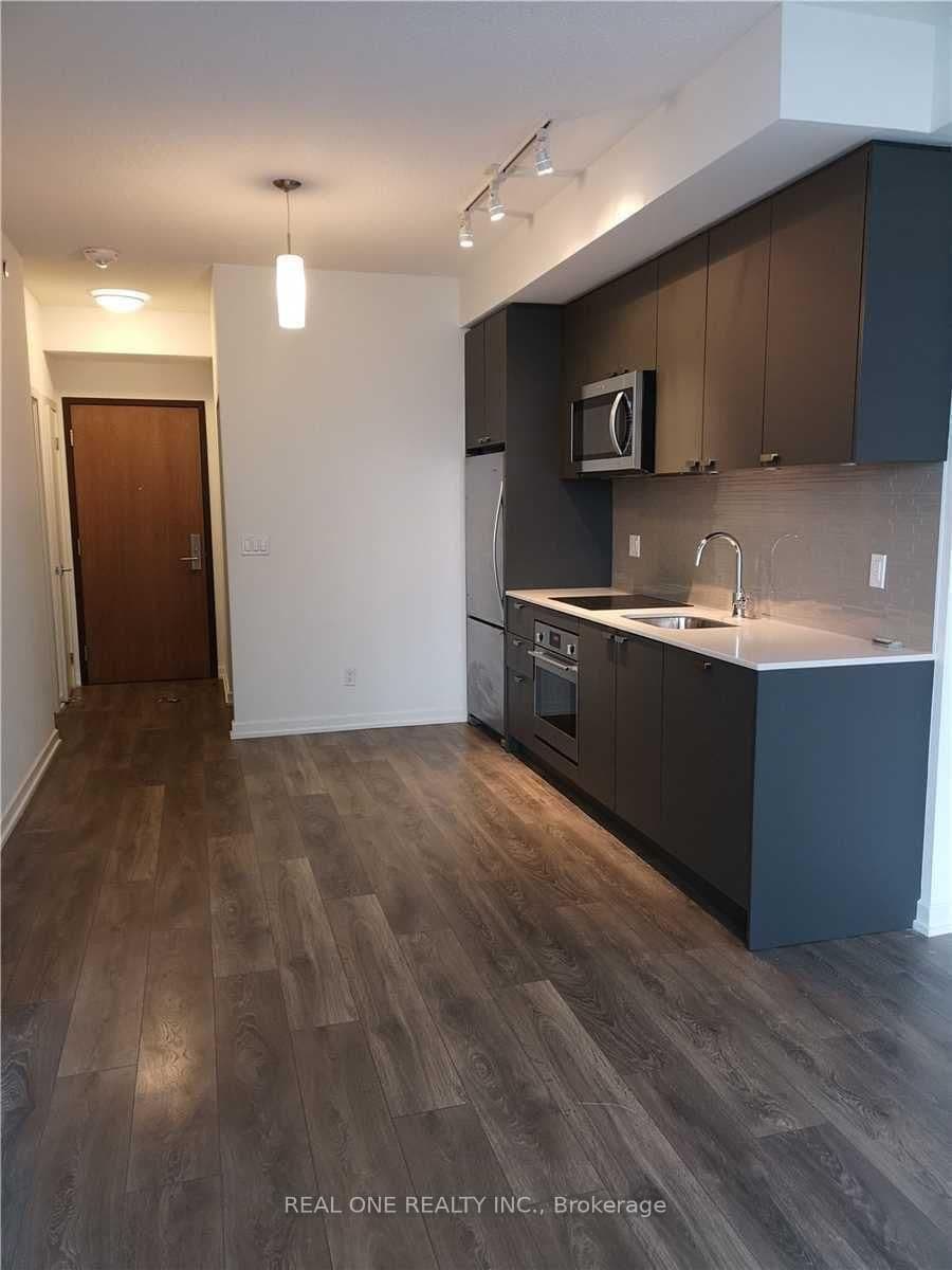 56 56 Forest Manor Road, Unit 1 thumbnail 6