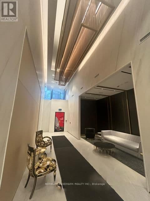 319 Jarvis Street, Unit 806 thumbnail 4