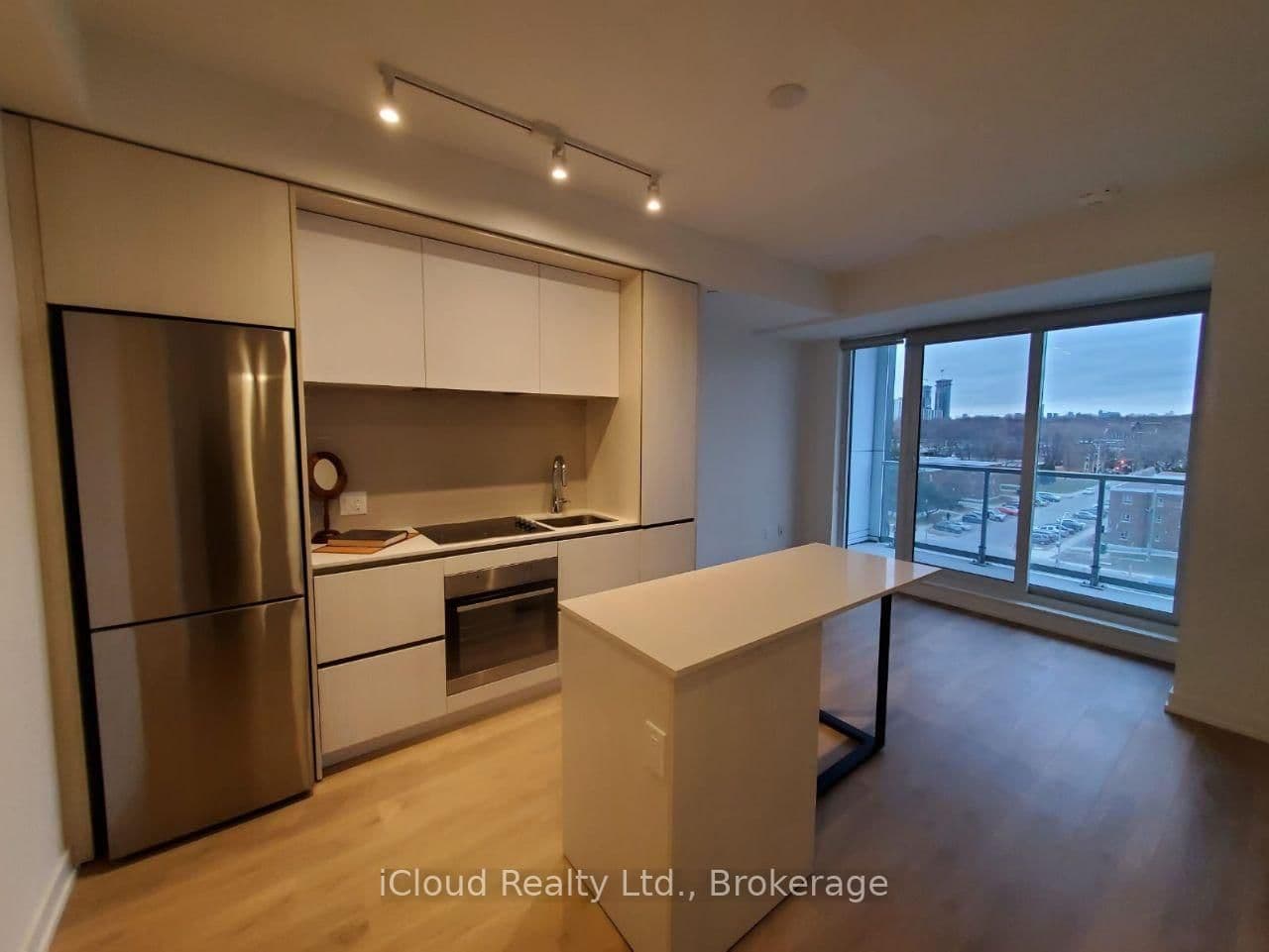 225 Sumach Street, Unit 610 thumbnail 3