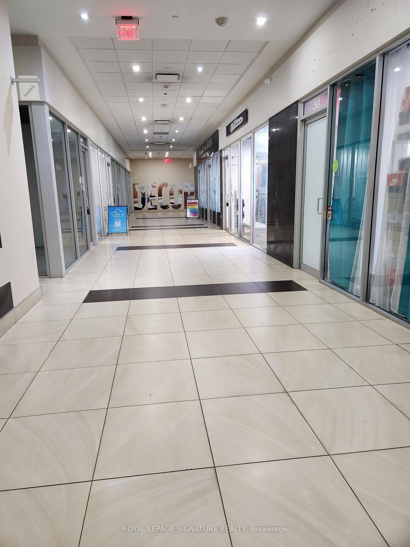 384 Yonge Street, Unit 47 thumbnail 19