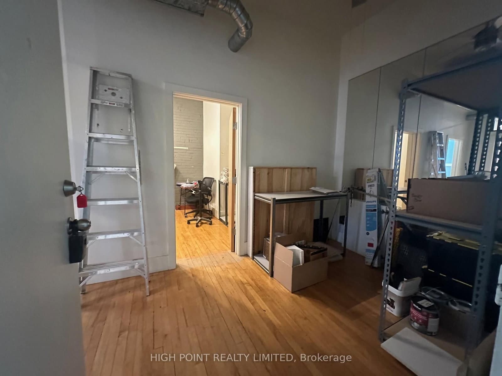 12 Birch Avenue, Unit 207 thumbnail 5