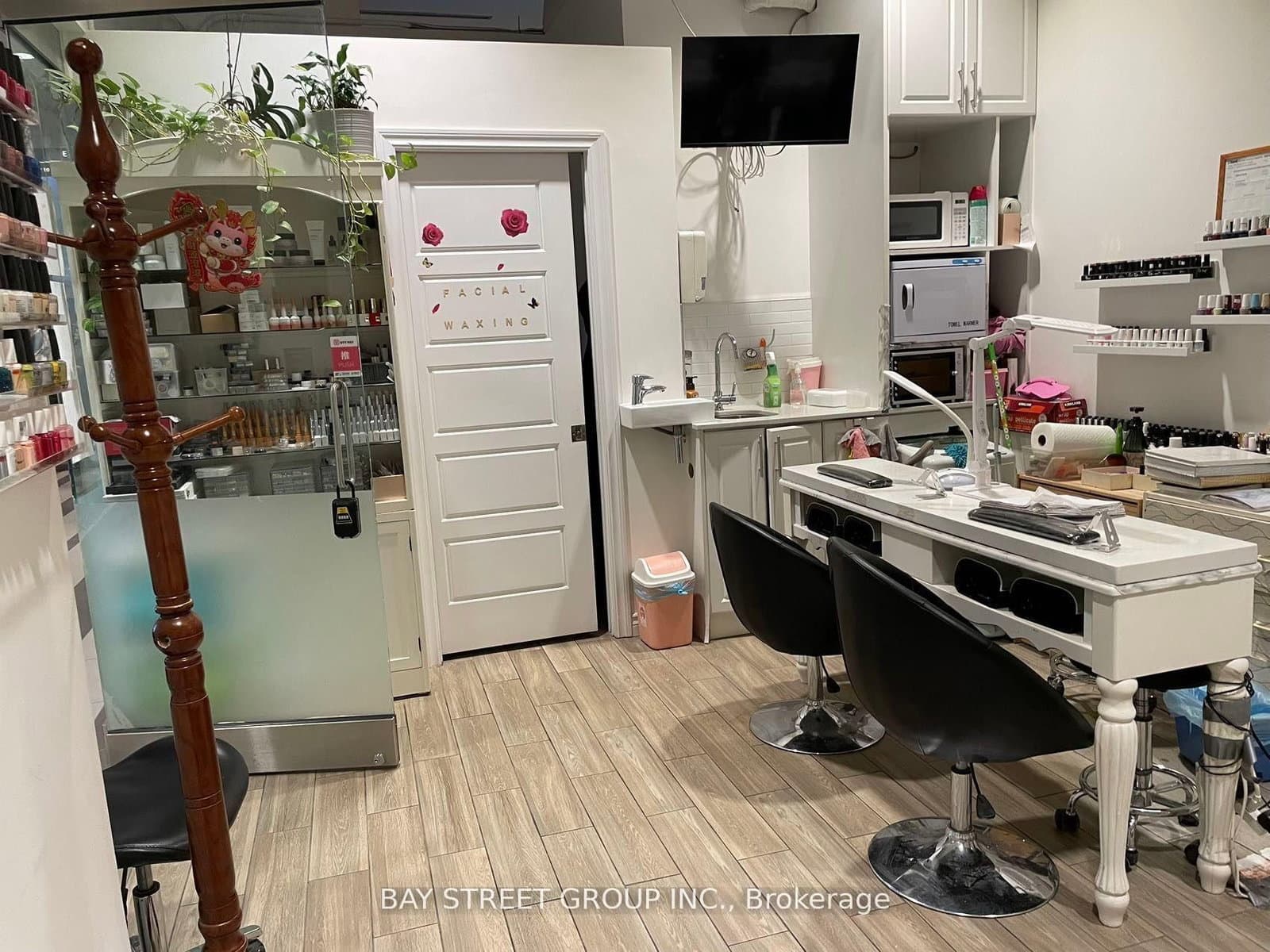 4750 Yonge Street, Unit 157 - Image 1