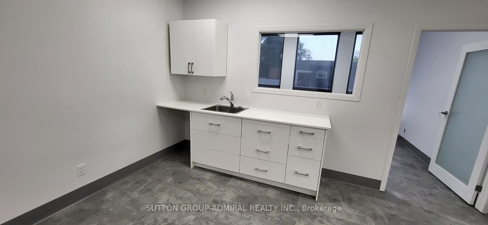 845 St Clair Avenue W, Unit 204A thumbnail 21