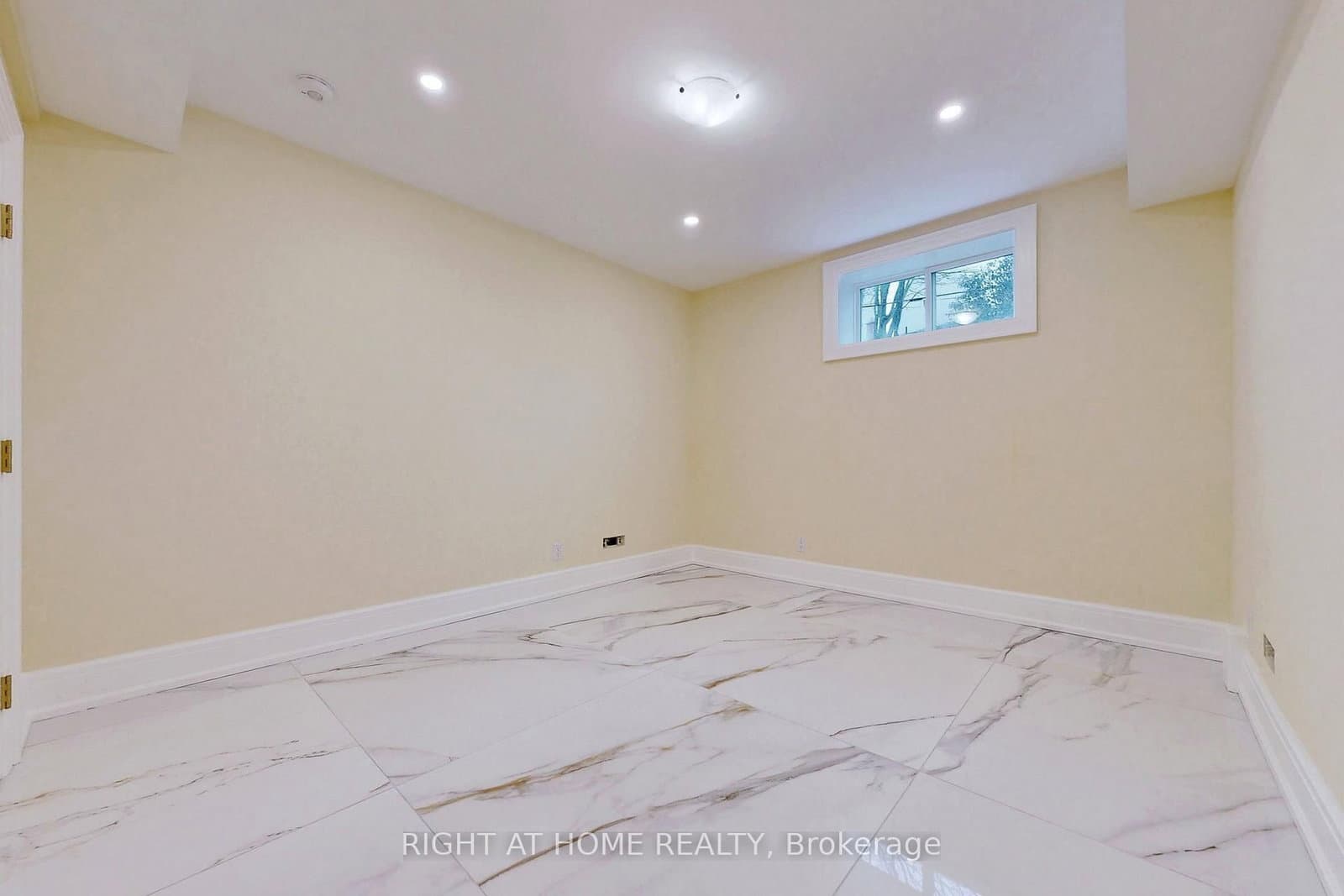 10 Jocelyn Crescent thumbnail 18