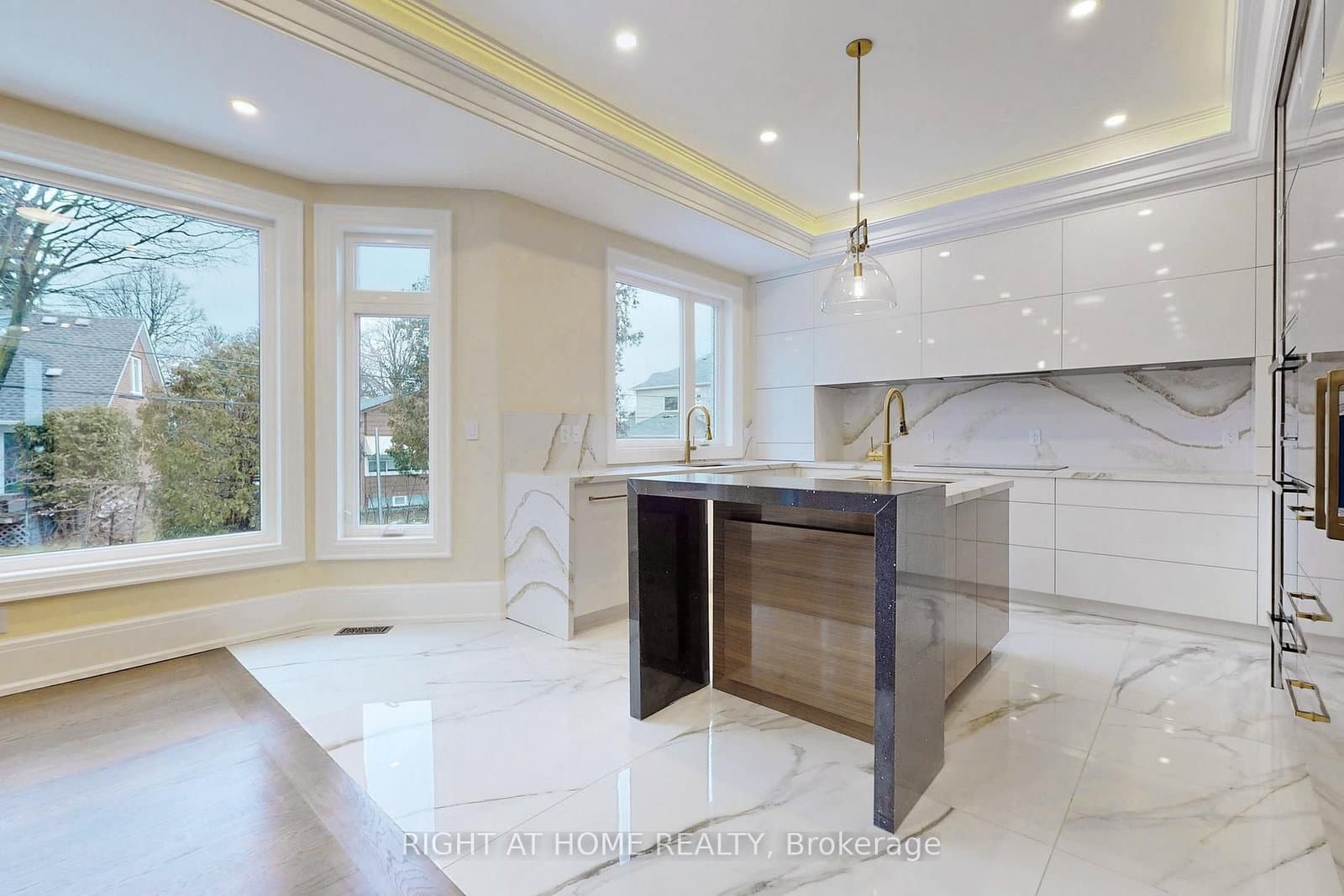 10 Jocelyn Crescent thumbnail 4