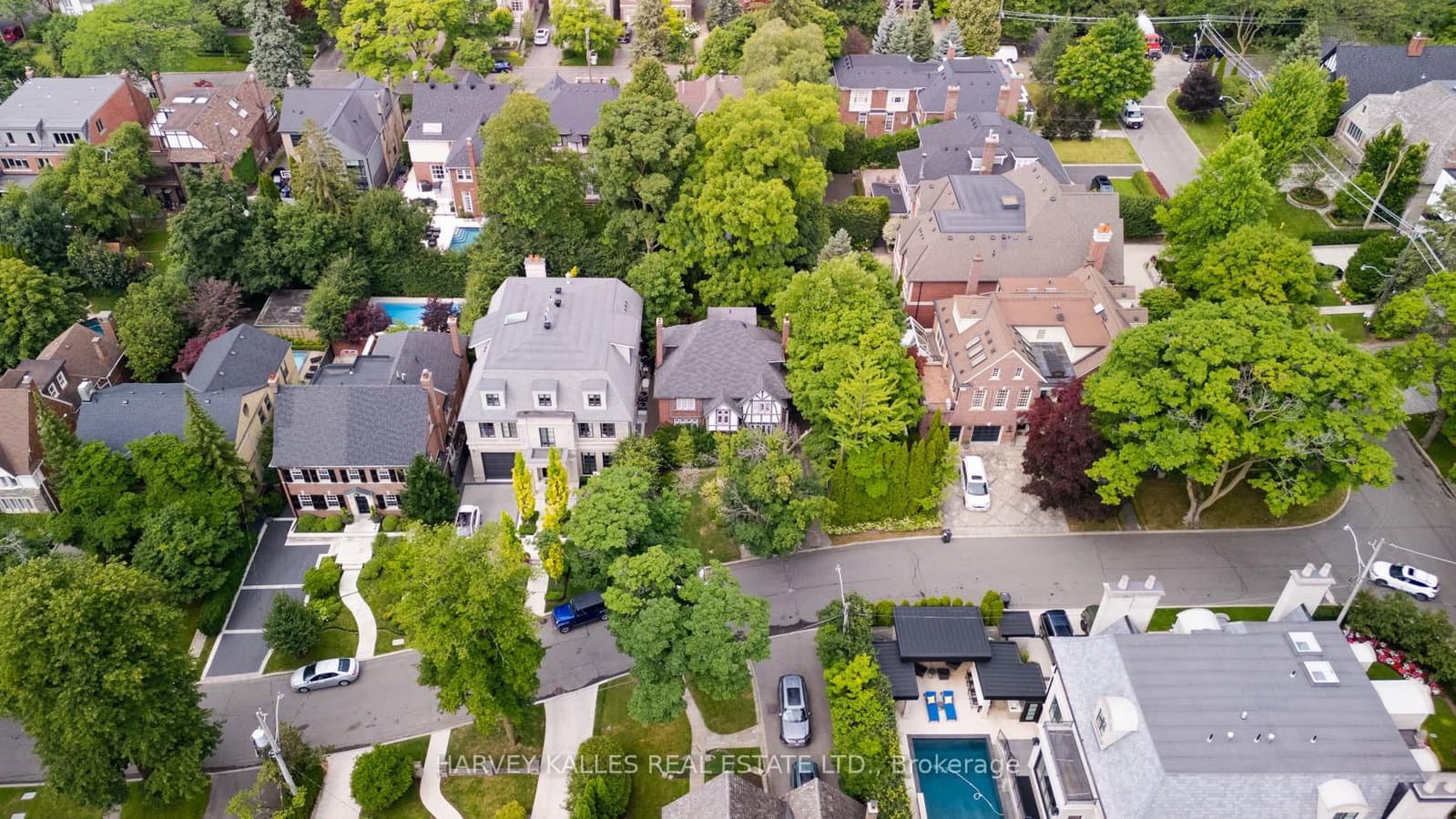 412 Glenayr Road thumbnail 18