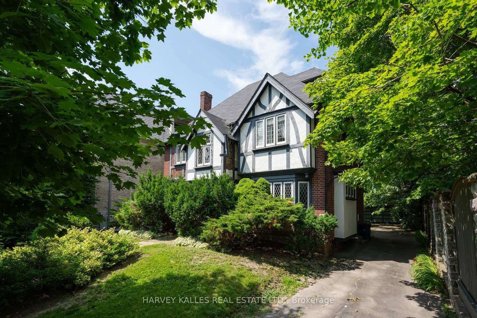 412 Glenayr Road thumbnail 3
