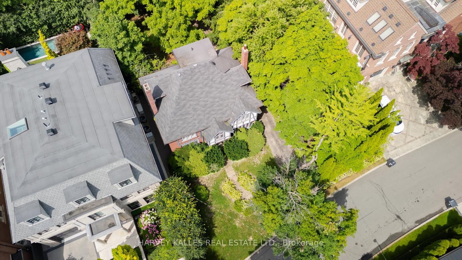 412 Glenayr Road thumbnail 7