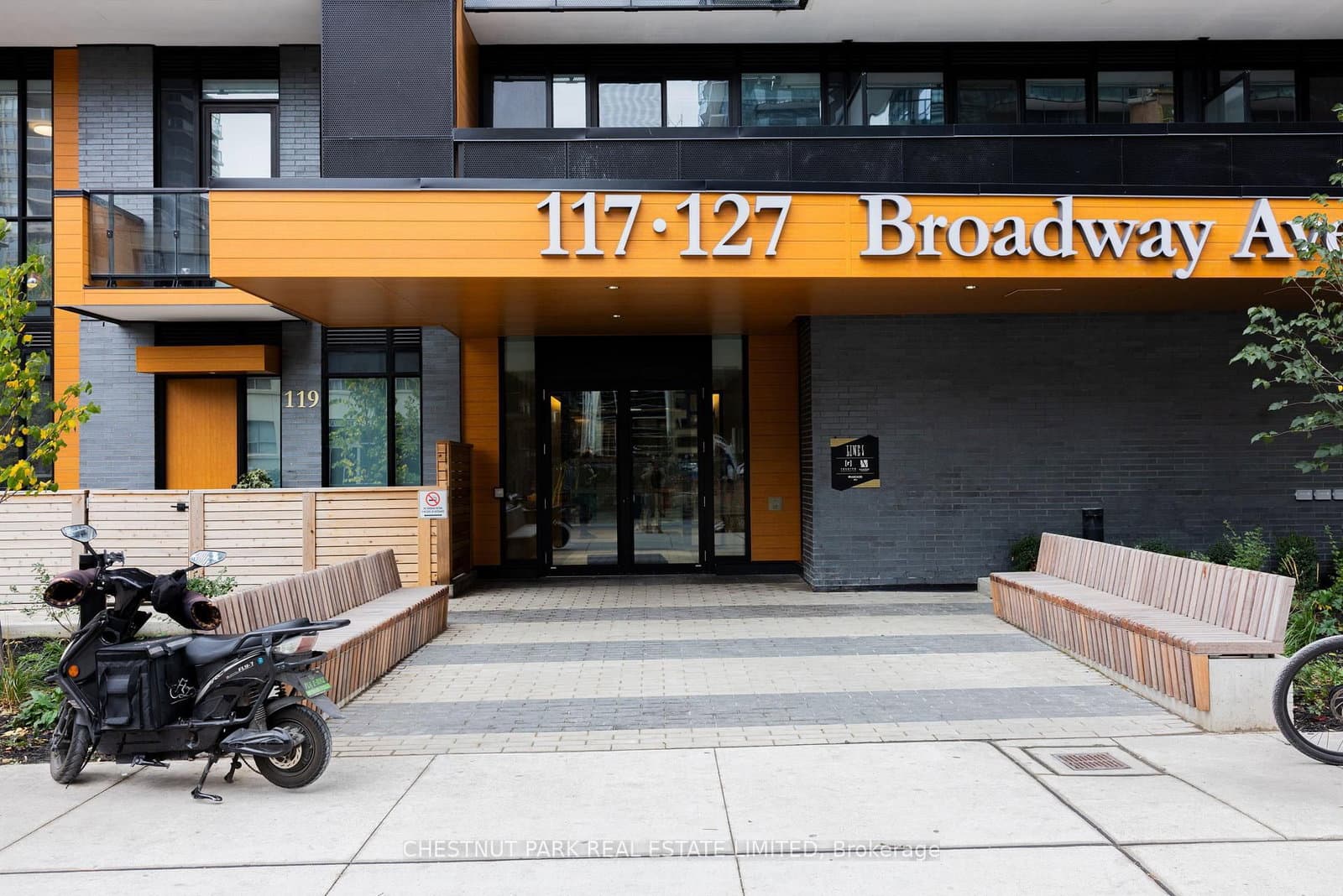 117 Broadway Avenue, Unit 1807 thumbnail 13