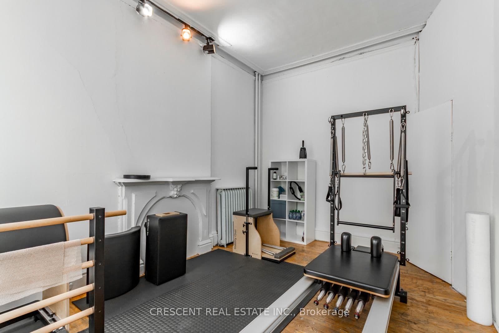 414 Queen Street W thumbnail 17