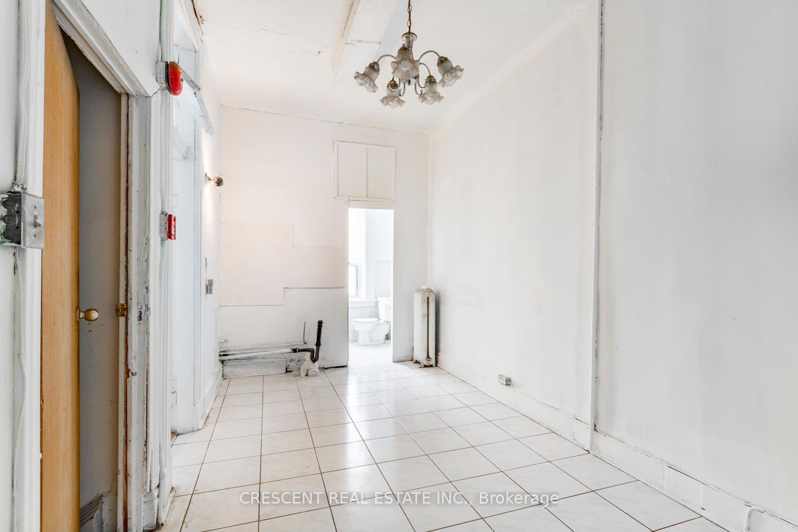 414 Queen Street W thumbnail 18