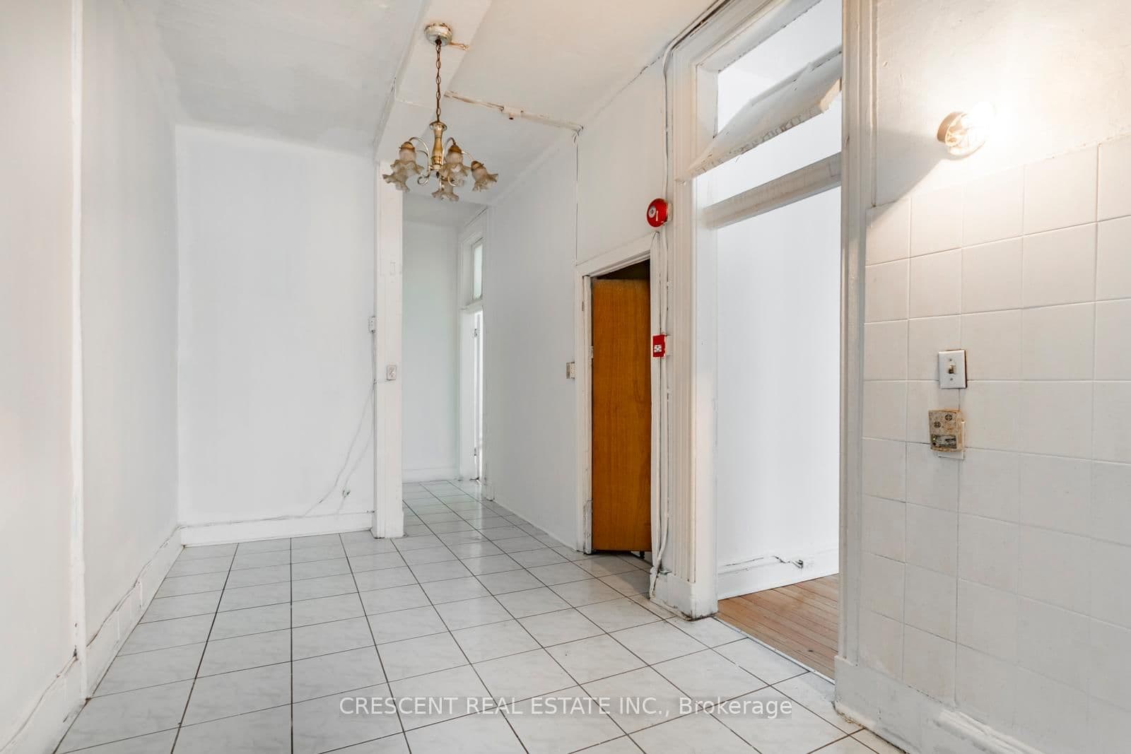 414 Queen Street W thumbnail 20