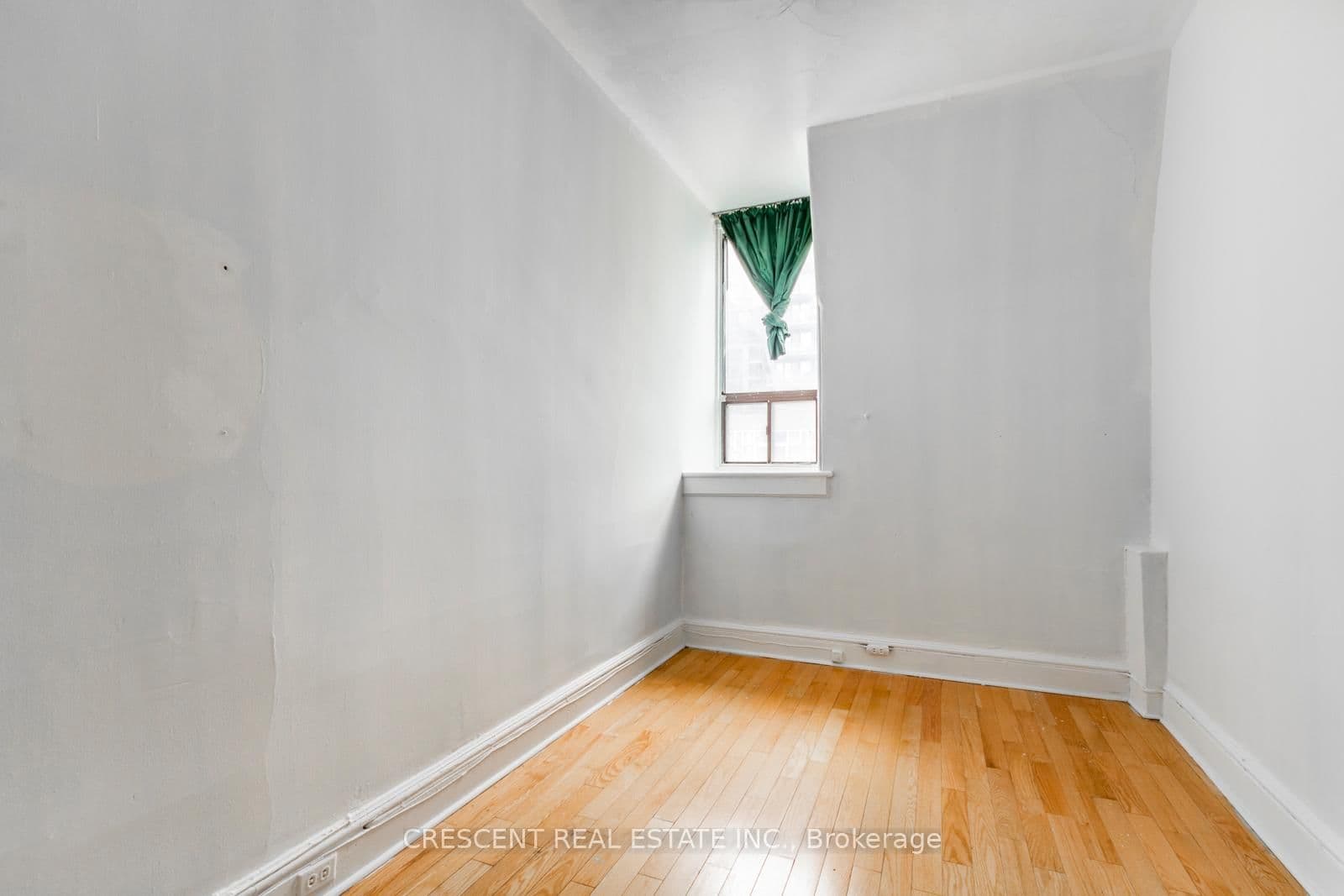 414 Queen Street W thumbnail 28