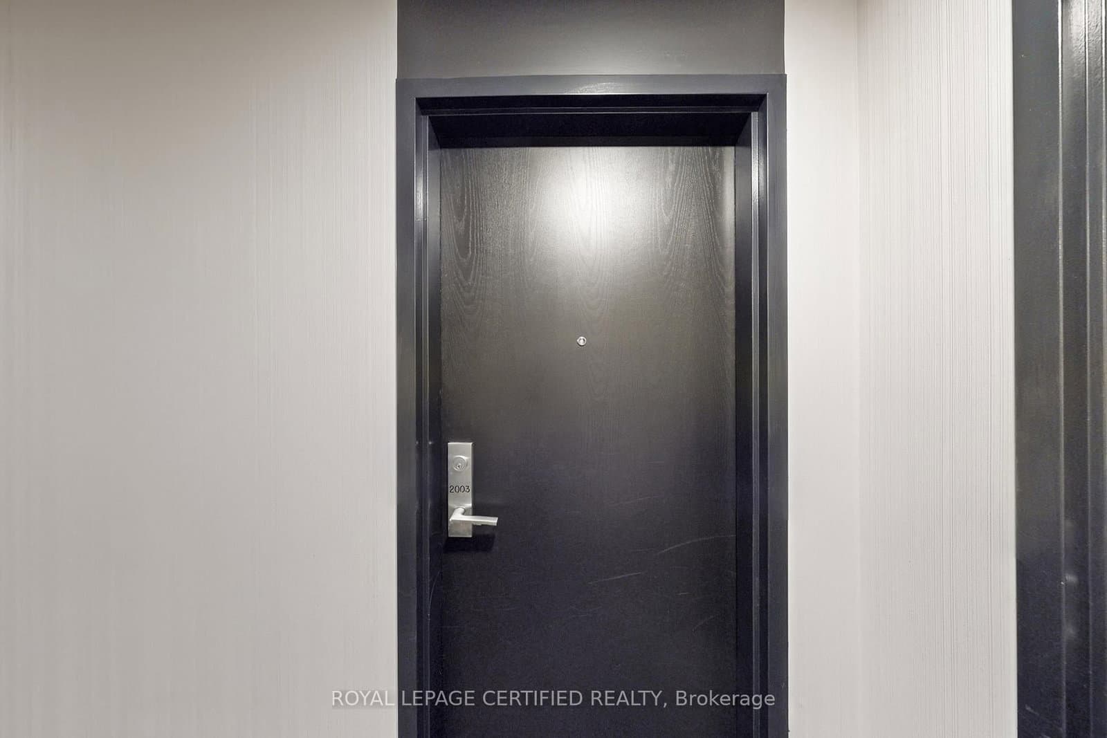 51 East Liberty Street, Unit 2003 thumbnail 28