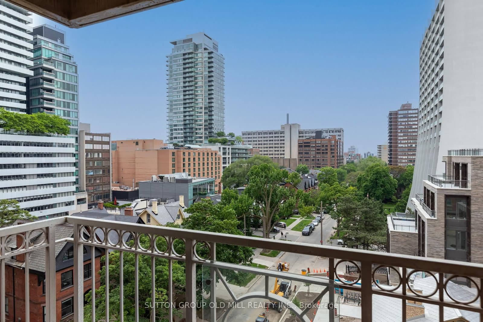 38 Avenue Road, Unit 700 thumbnail 34