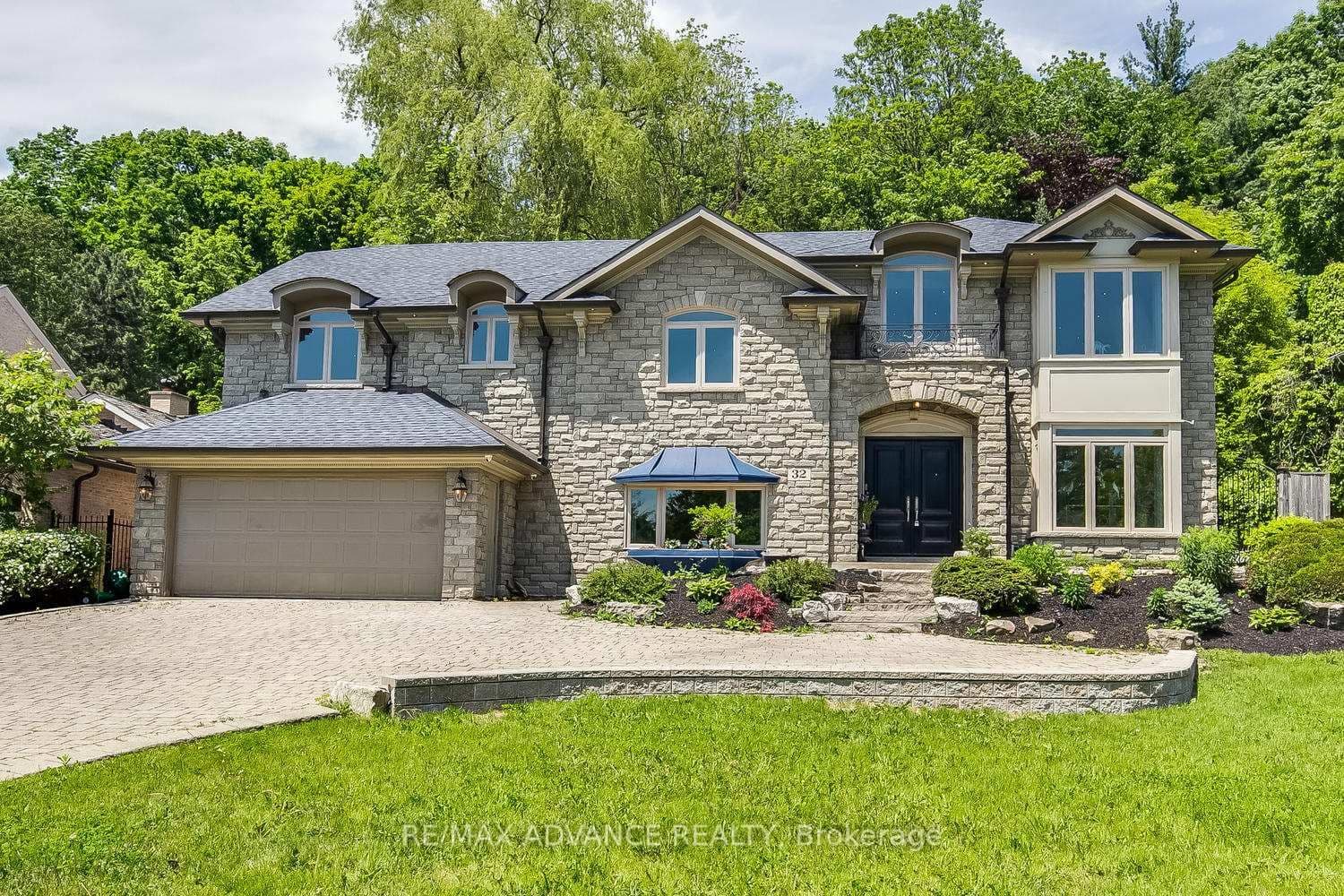 32 Brookfield Road - Image 1