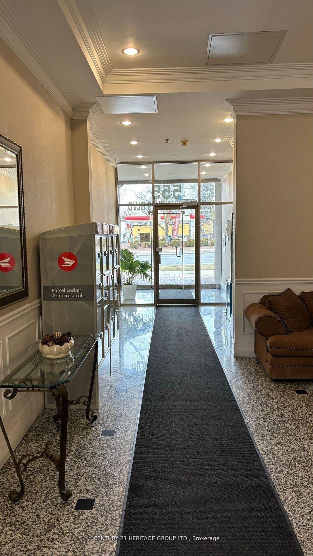 555 Wilson Heights Boulevard, Unit 503 thumbnail 3