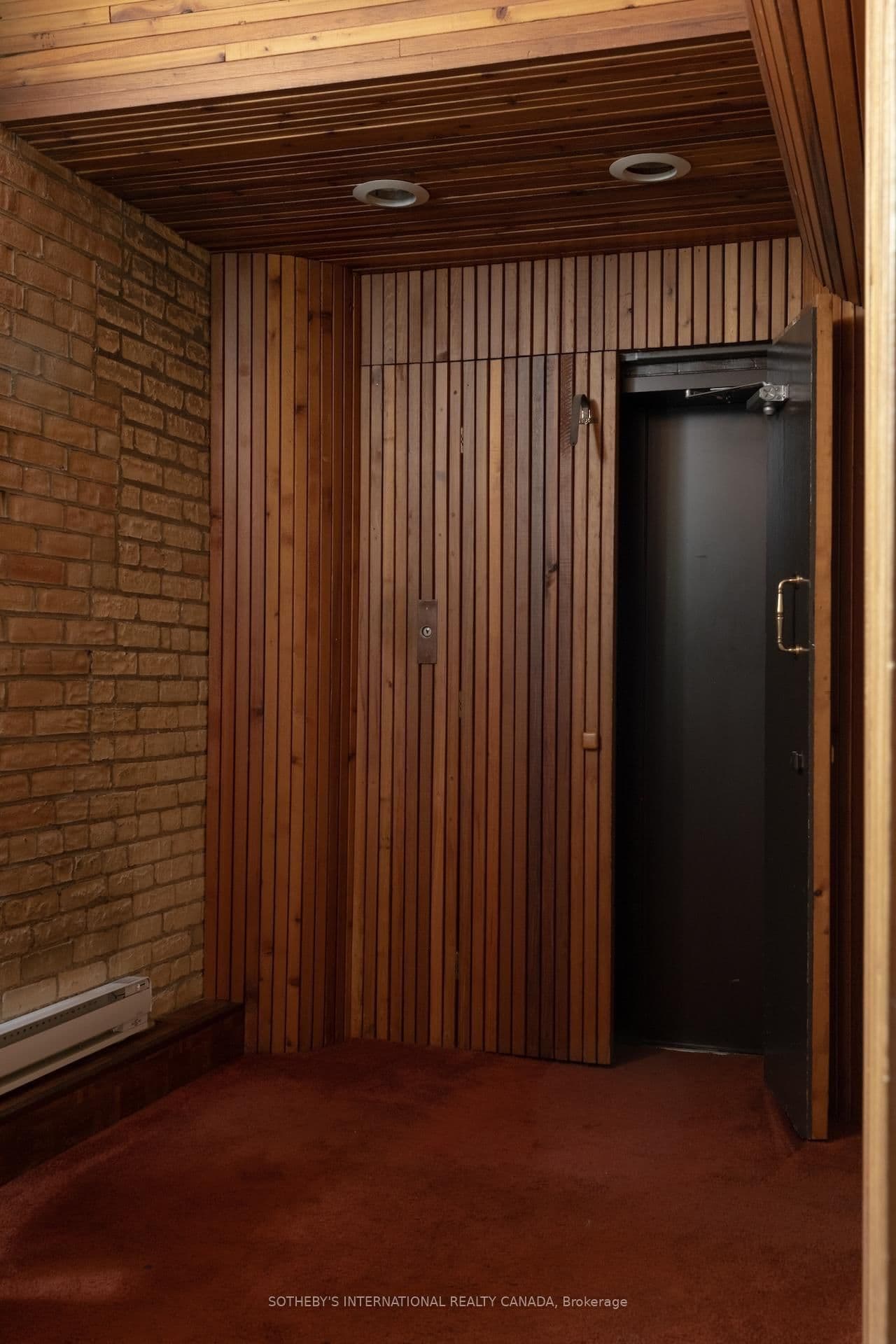 18 Gloucester Lane thumbnail 13