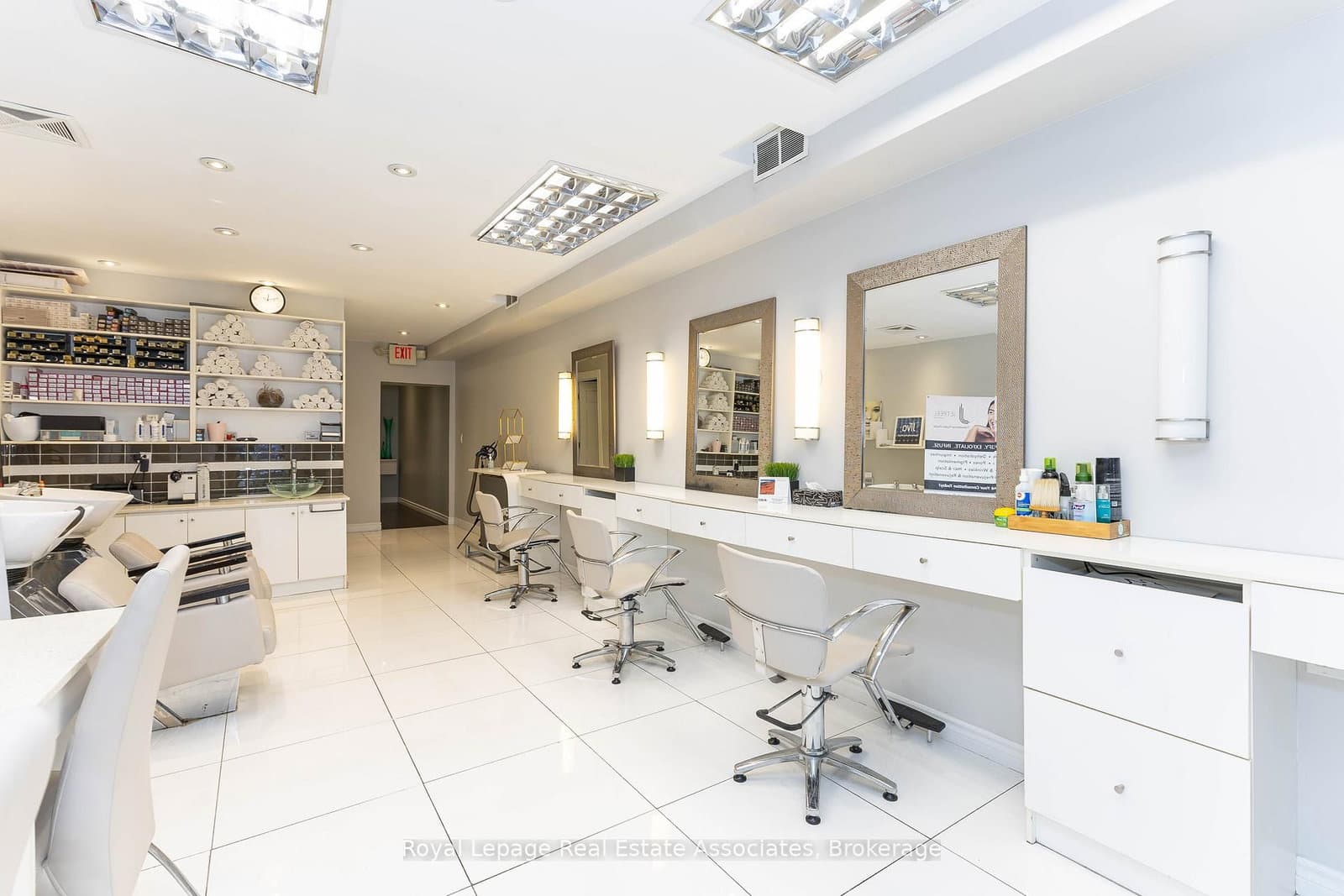 390 Bloor Street W thumbnail 10
