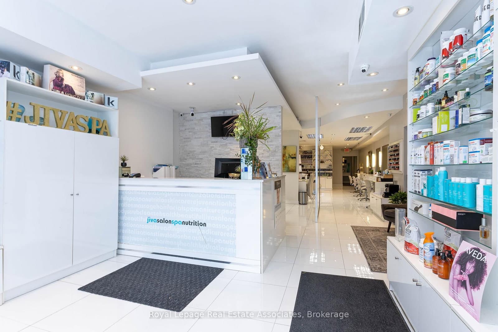 390 Bloor Street W thumbnail 20