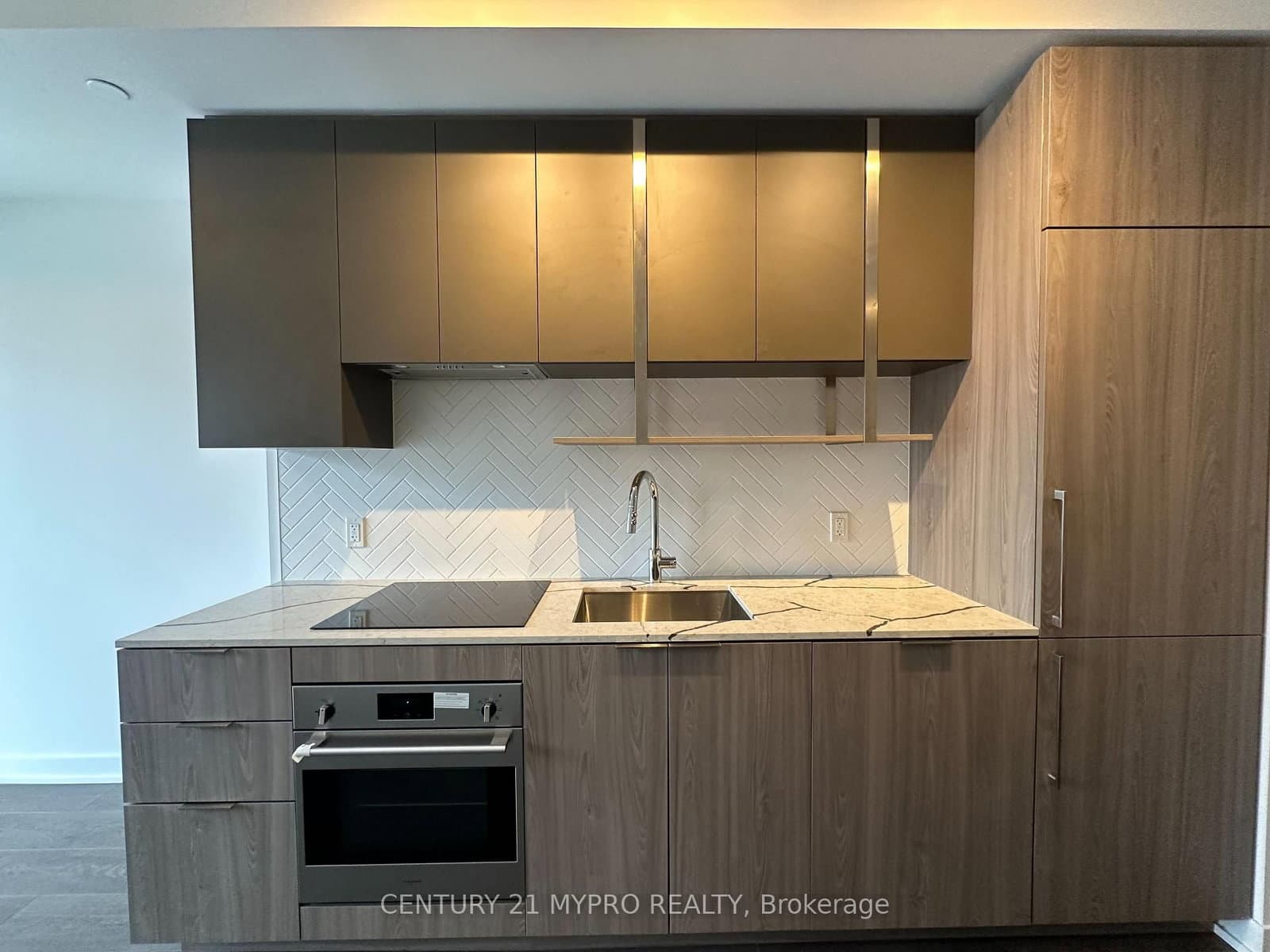 15 Holmes Avenue, Unit 1207 thumbnail 4