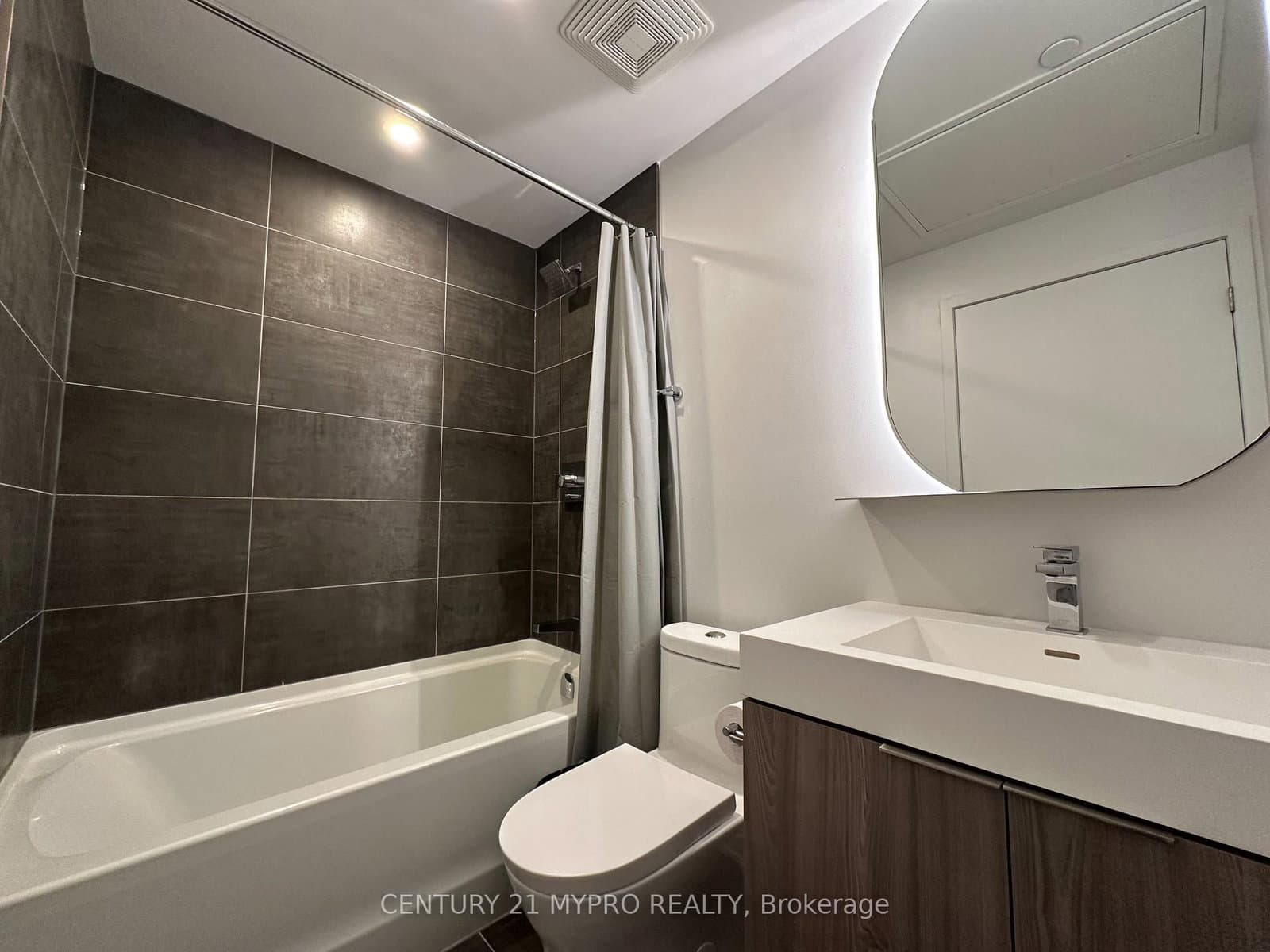 15 Holmes Avenue, Unit 1207 thumbnail 6