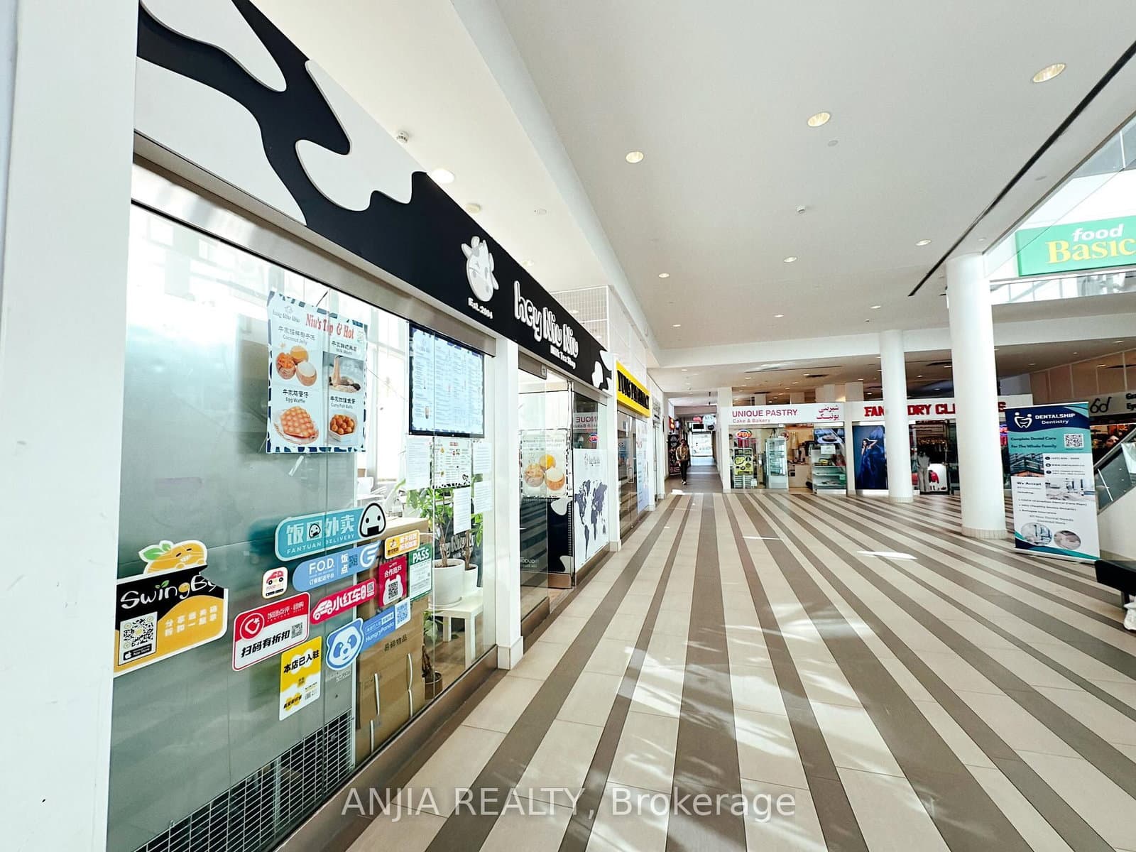 4750 Yonge Street, Unit 359 thumbnail 8