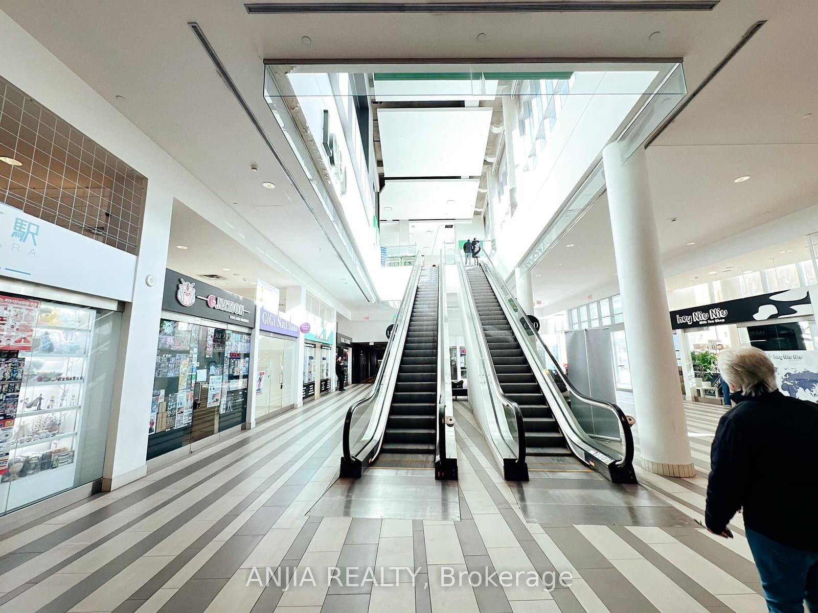 4750 Yonge Street, Unit 359 thumbnail 9