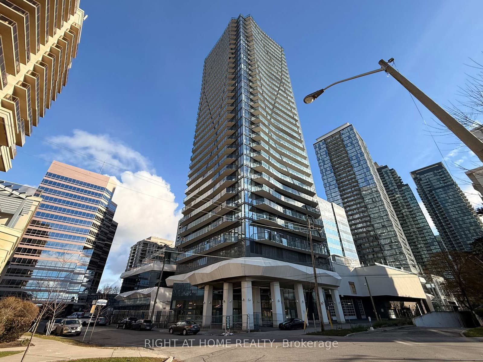 15 Ellerslie Avenue, Unit PH03 - Image 1