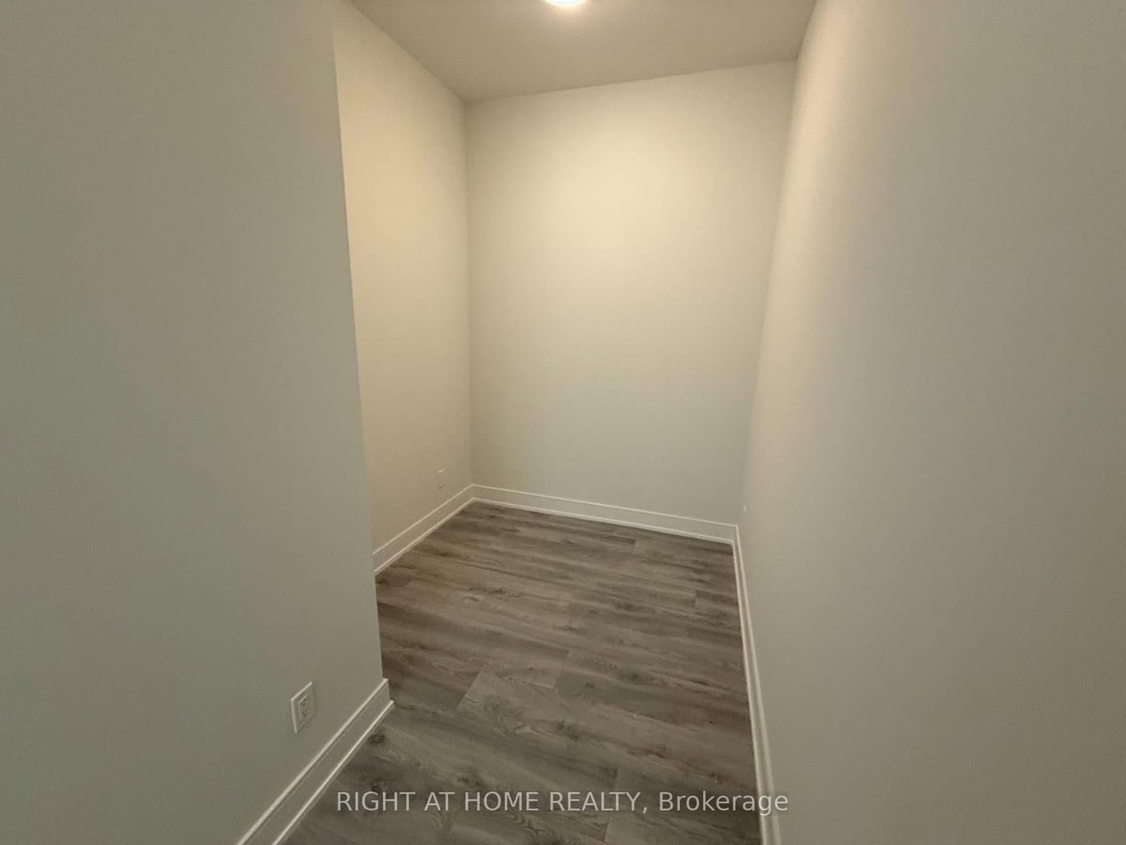 15 Ellerslie Avenue, Unit PH03 thumbnail 13