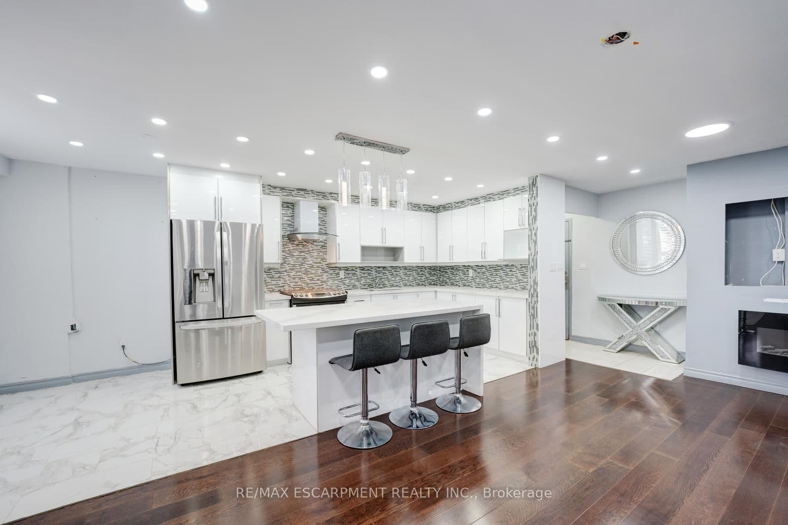 10 Edgecliff Golfway, Unit 206 thumbnail 12