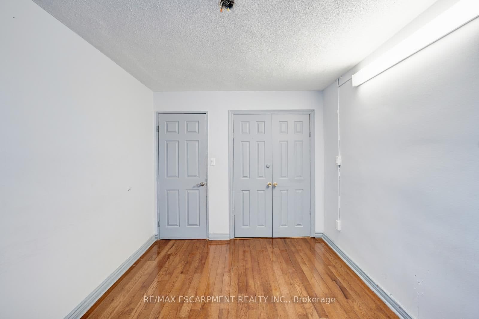 10 Edgecliff Golfway, Unit 206 thumbnail 26