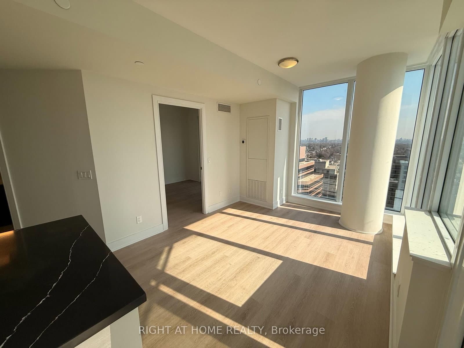 15 Ellerslie Avenue, Unit 2202 thumbnail 4