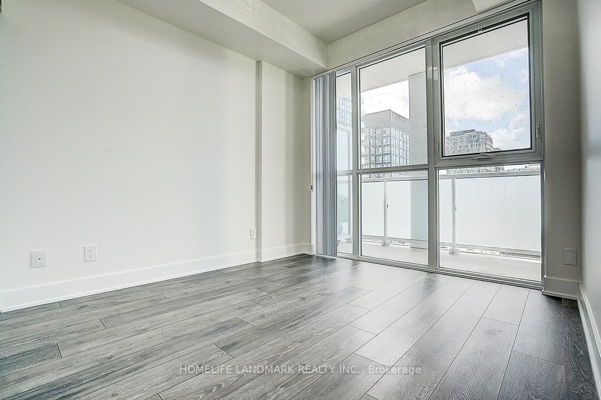 188 Fairview Mall Drive, Unit 309 thumbnail 23