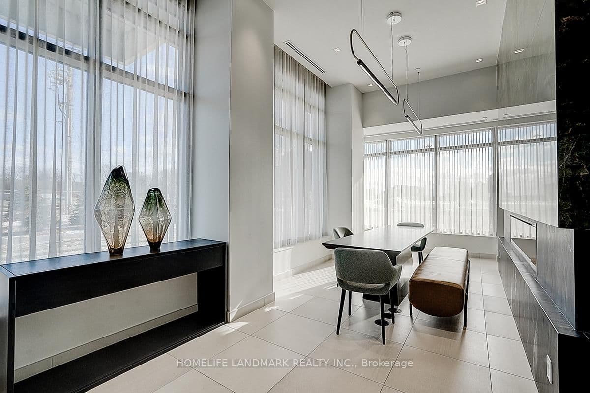 188 Fairview Mall Drive, Unit 309 thumbnail 27