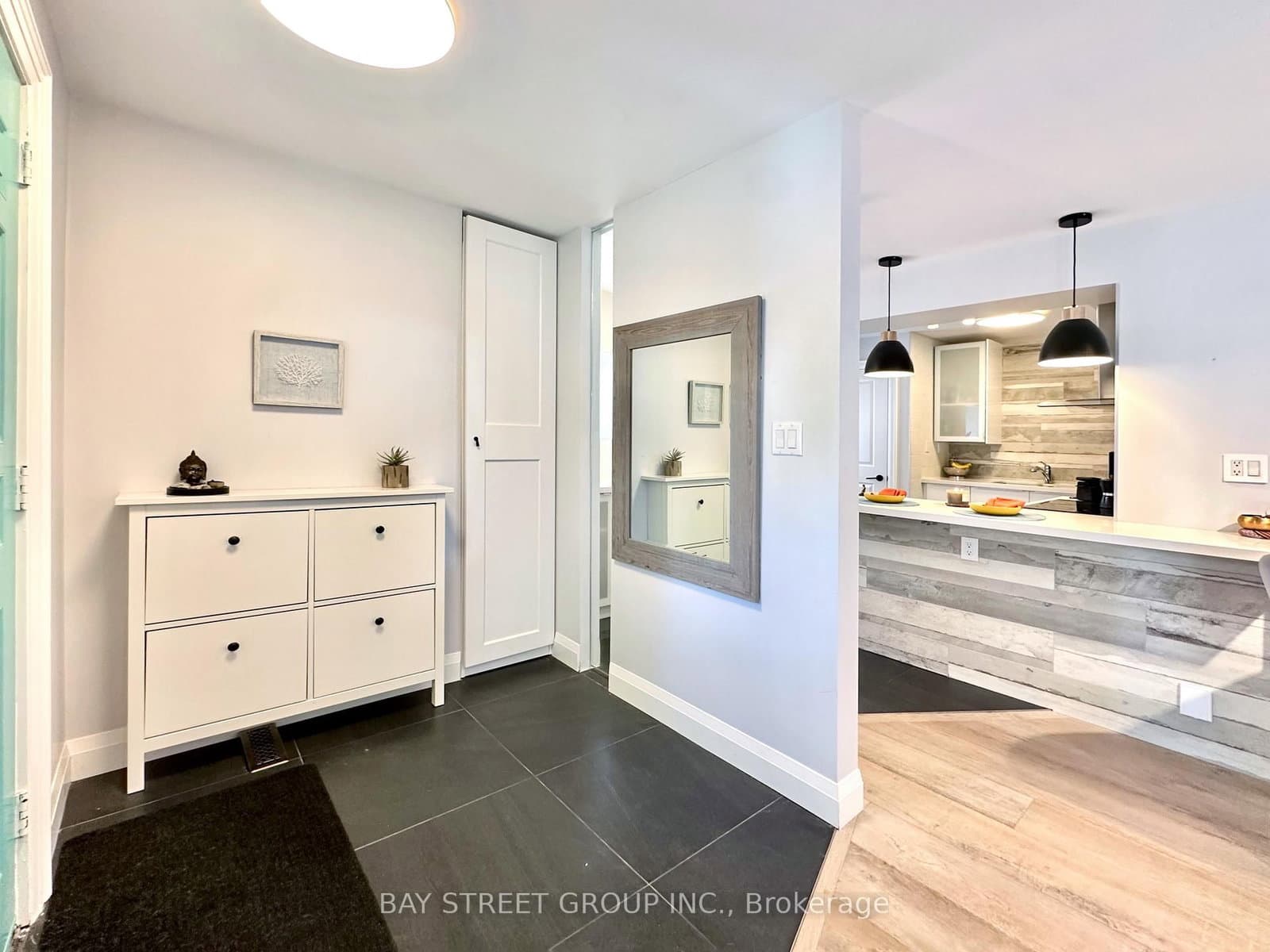 99 Park Home Avenue thumbnail 16