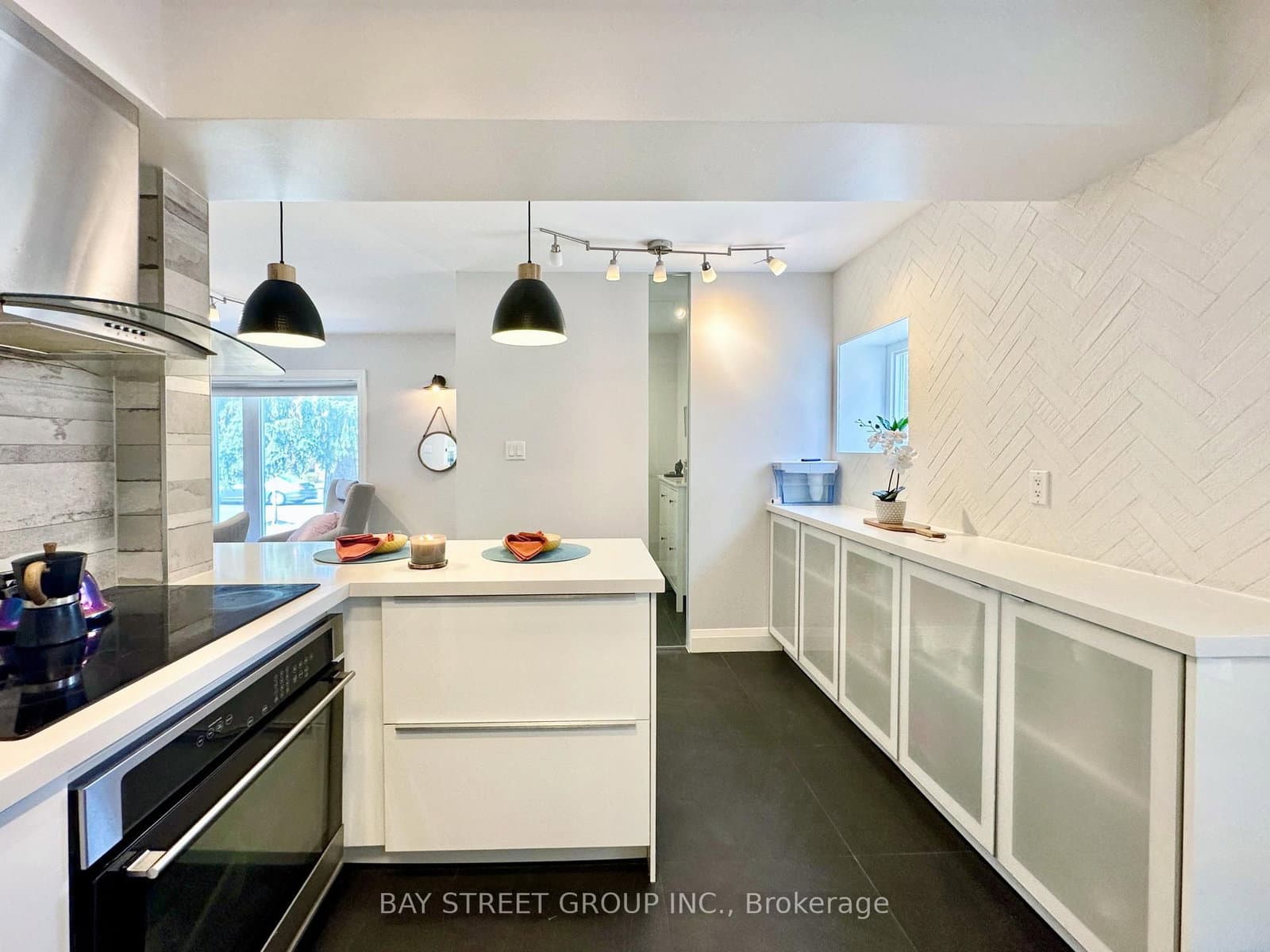 99 Park Home Avenue thumbnail 18