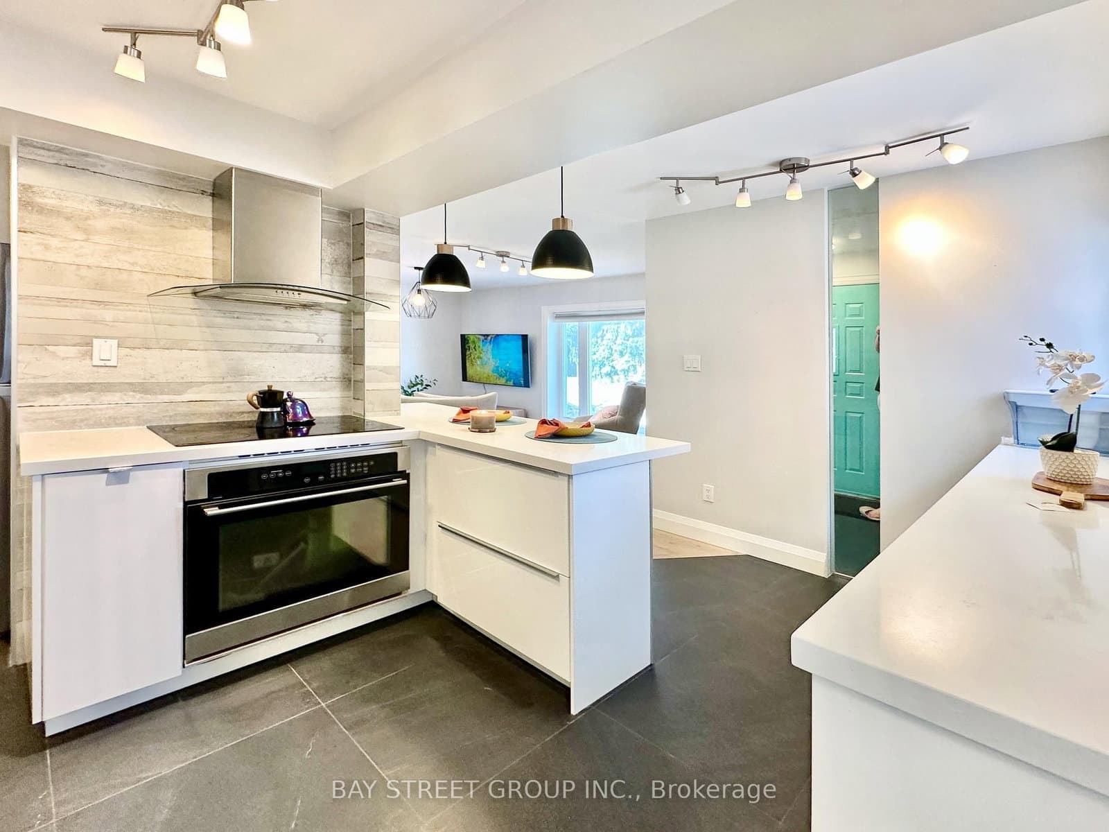 99 Park Home Avenue thumbnail 19