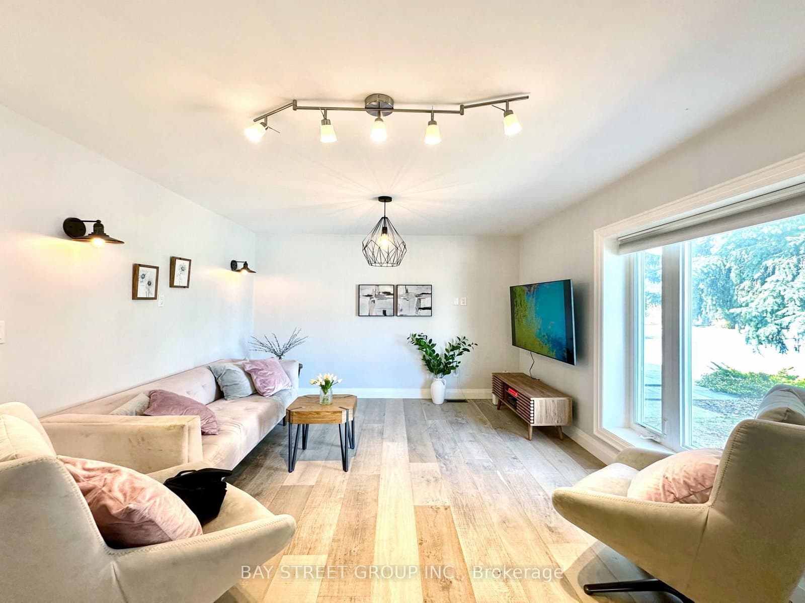 99 Park Home Avenue thumbnail 24
