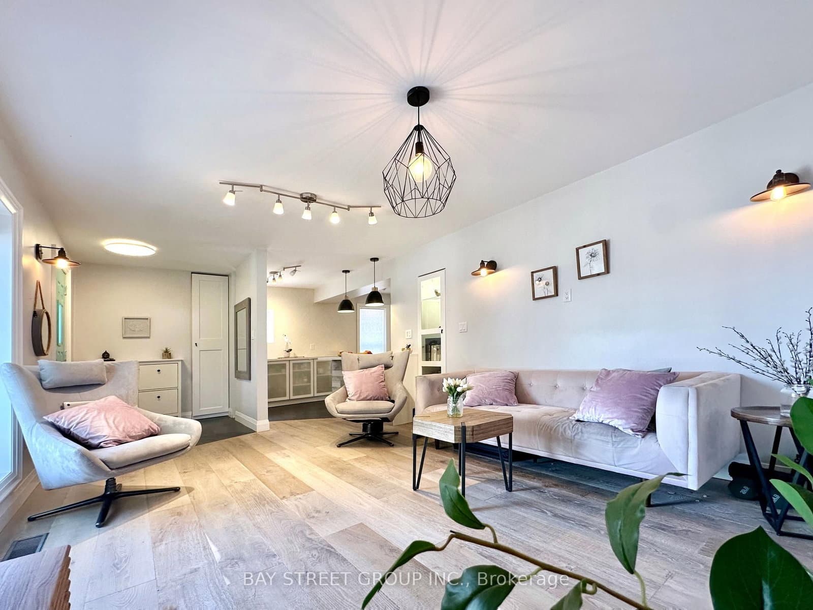 99 Park Home Avenue thumbnail 26