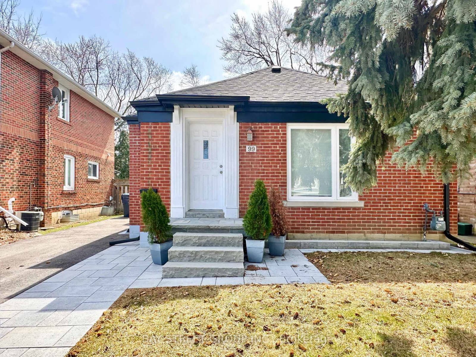 99 Park Home Avenue thumbnail 4