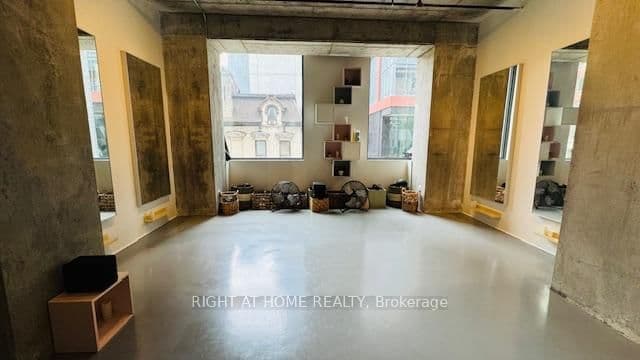 334 Adelaide Street W, Unit 210 thumbnail 5