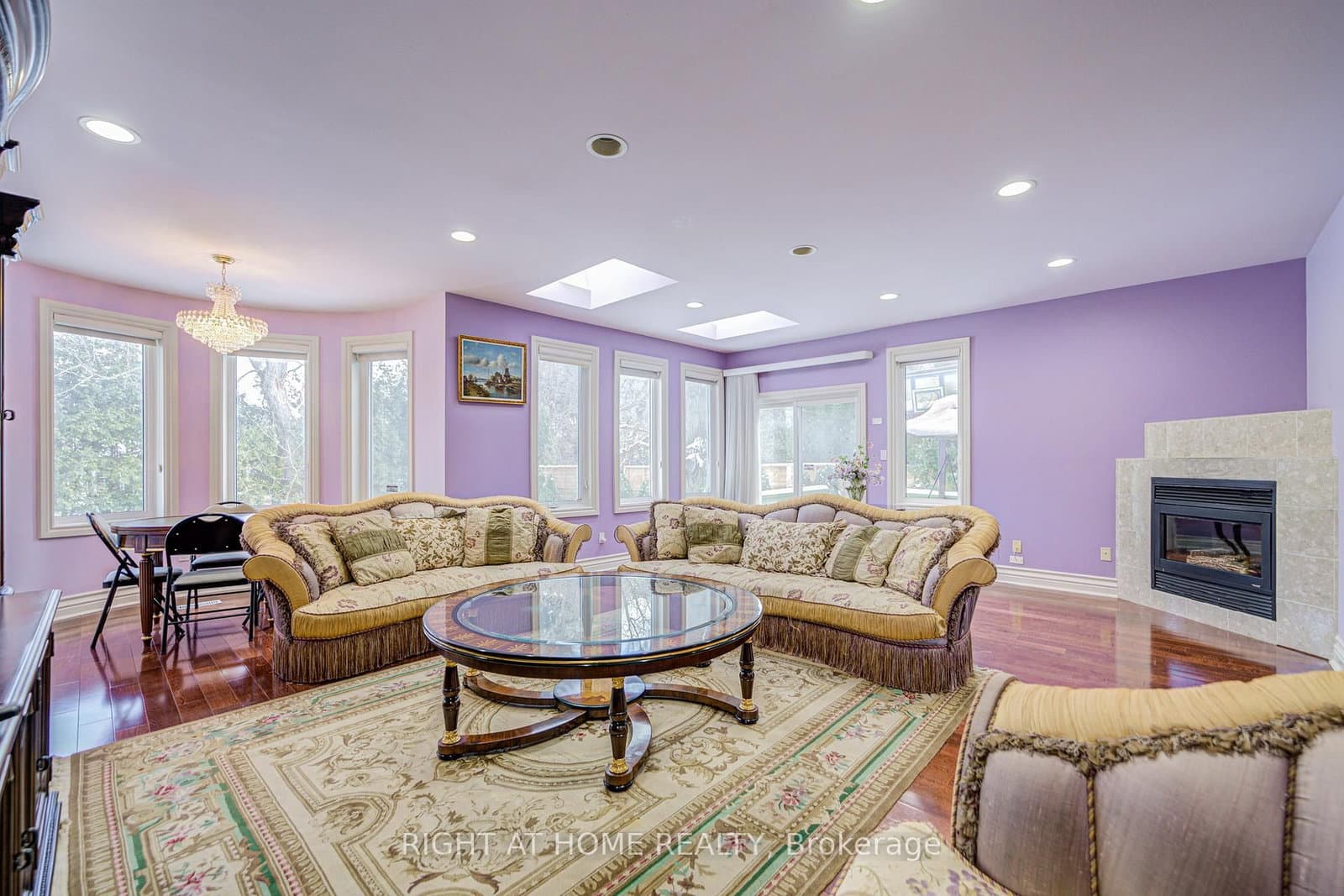 49 Arjay Crescent thumbnail 18