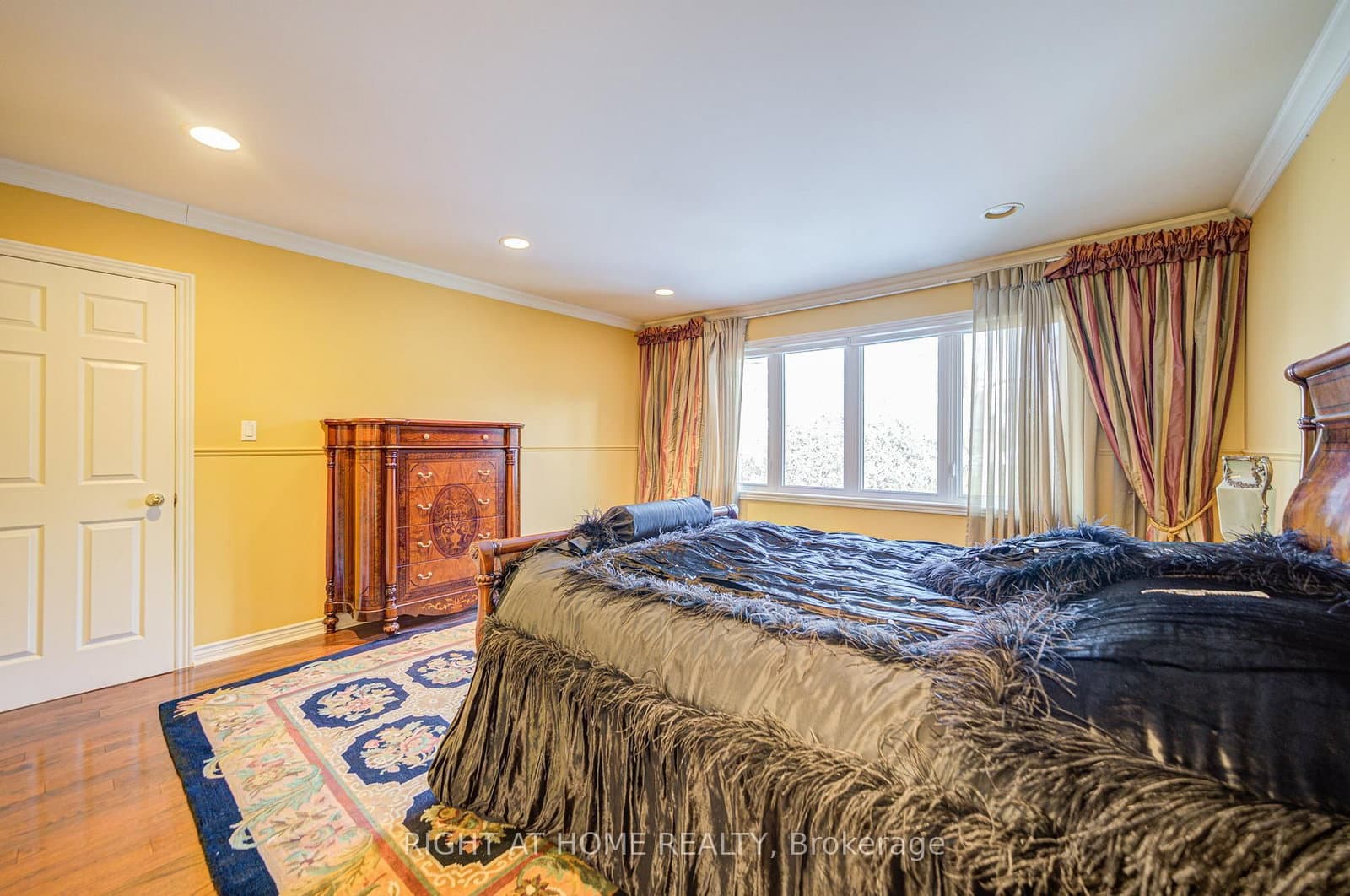 49 Arjay Crescent thumbnail 42