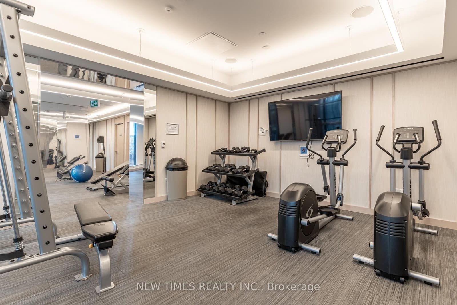 125 Blue Jays Way, Unit 2909 thumbnail 8